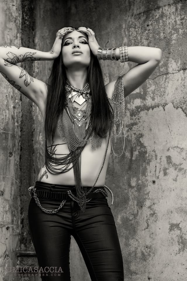 Female model photo shoot of Kelly McEvoy