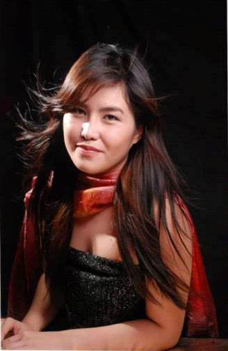 Female model photo shoot of Deane Libres Pitoy