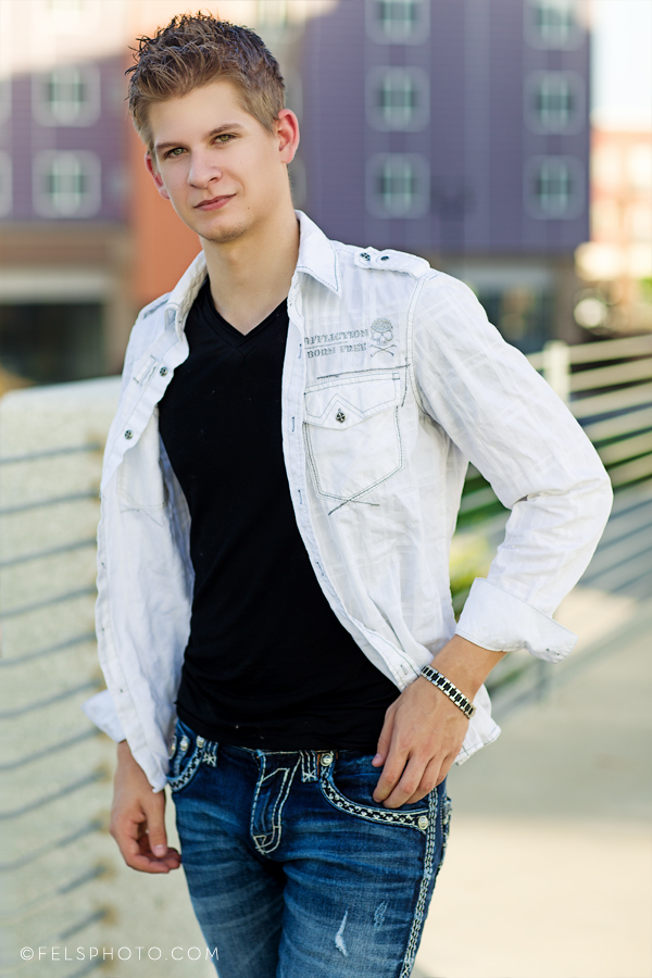 Male model photo shoot of Dustin Buckowing