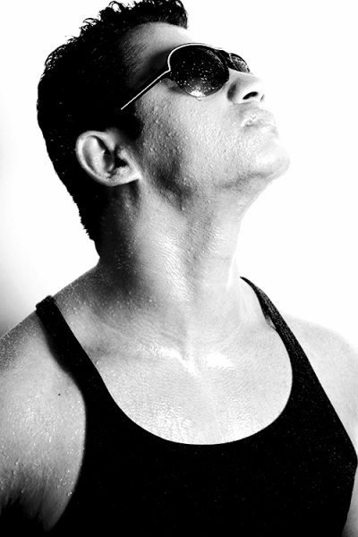 Male model photo shoot of Daman Walia