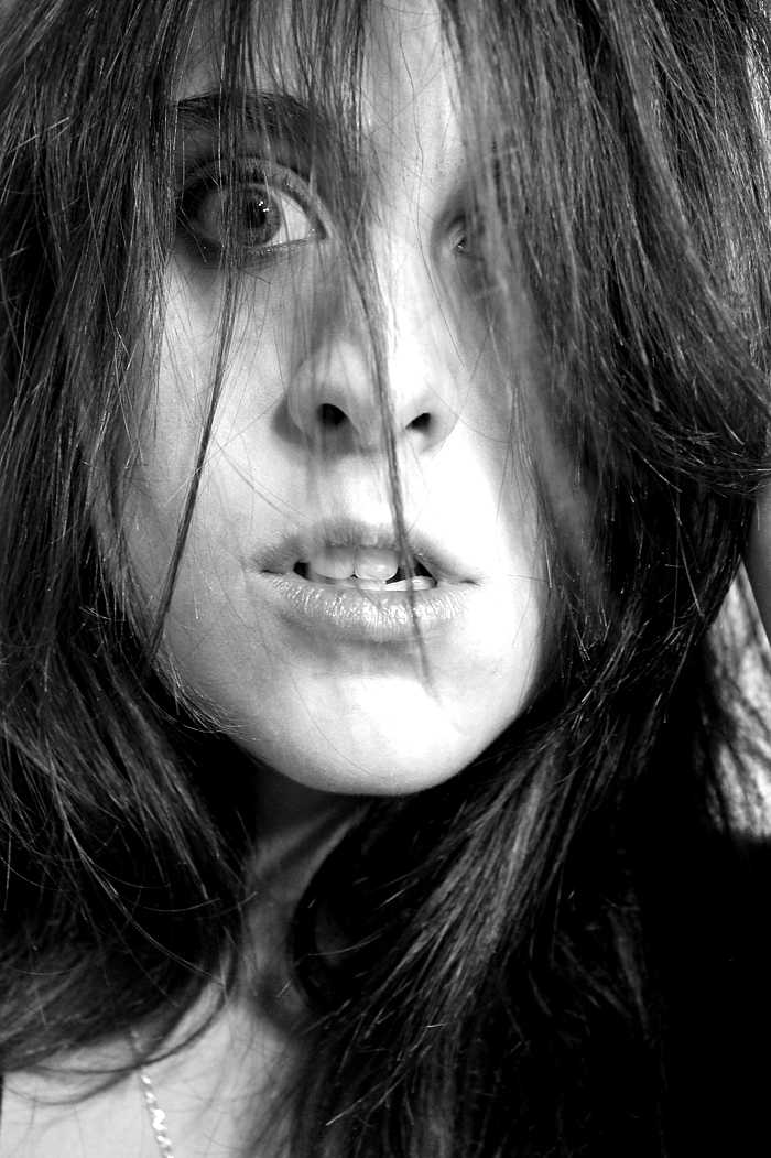 Female model photo shoot of Alba Stark