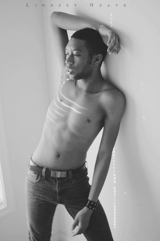 Male model photo shoot of Derrick Tremaine by Windett Photography