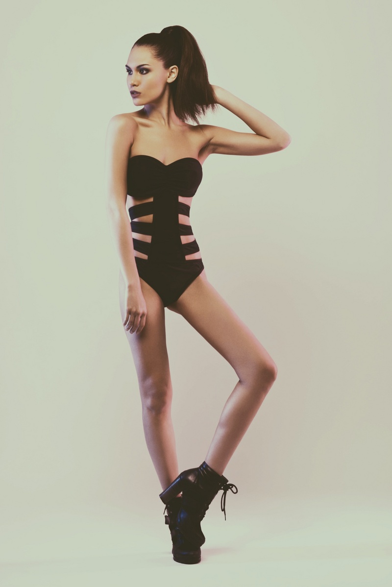Female model photo shoot of JackieBoonnam