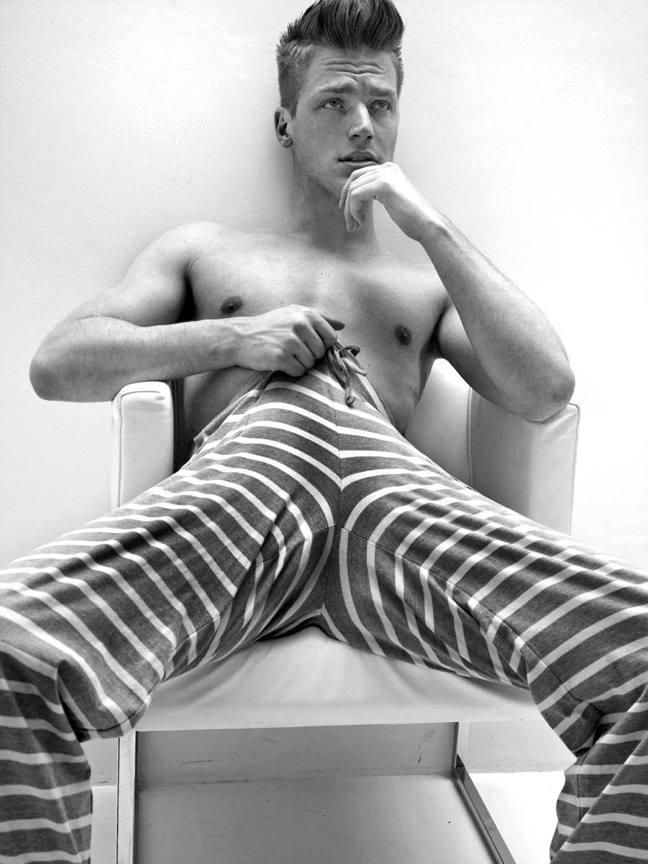 Male model photo shoot of Ryan Holbert in LA