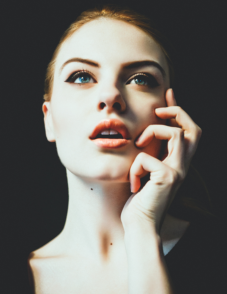 Female model photo shoot of Dena Miller Make-up by vpz