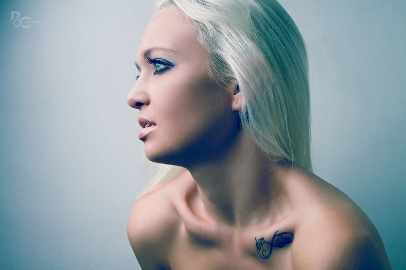 Female model photo shoot of Ayla Null