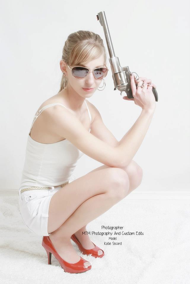 Female model photo shoot of MTMPHOTOGANDCUSTOMEDITS
