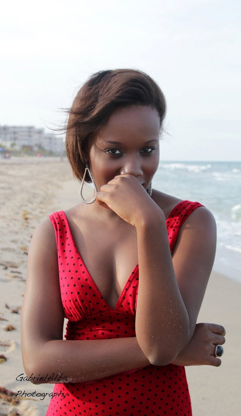 Female model photo shoot of Cheri_ in Fort Lauderdale, Fl