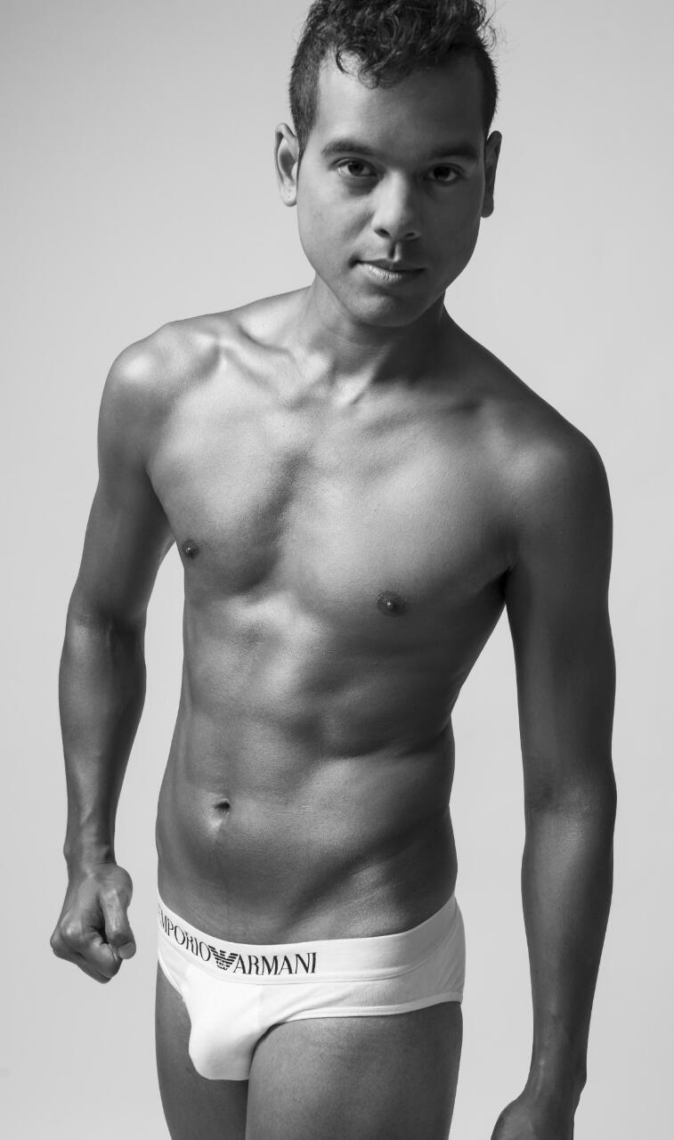 Male model photo shoot of Maarten Kasantirto