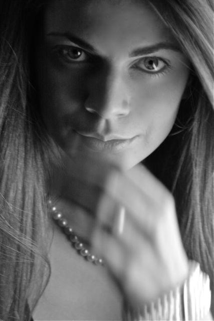 Female model photo shoot of Natalia Dedeiko