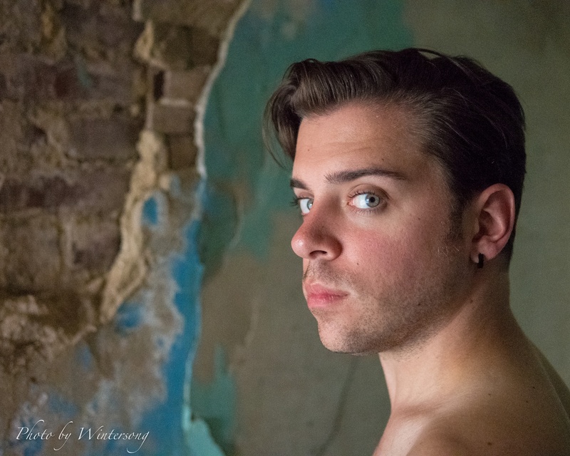 Male model photo shoot of Lucas Brooks