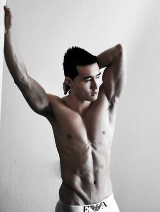 Male model photo shoot of ocho kaye