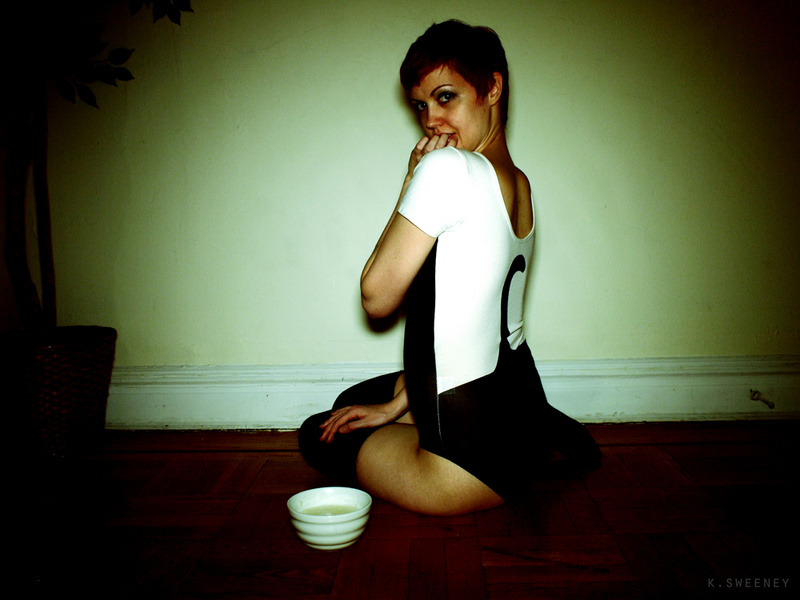 Female model photo shoot of Em Dearly by kate sweeney