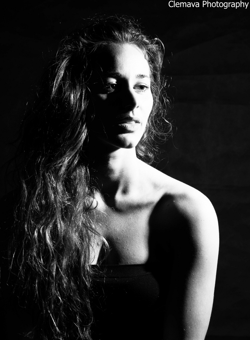 Female model photo shoot of Clementine Lockhart