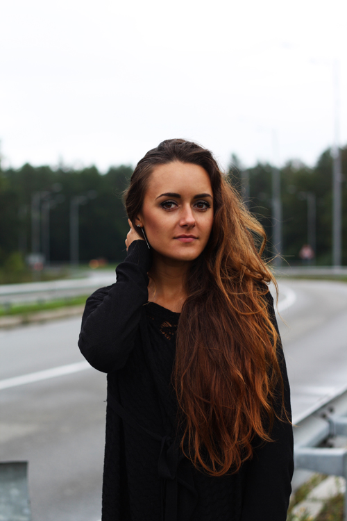 Female model photo shoot of Lenjrka