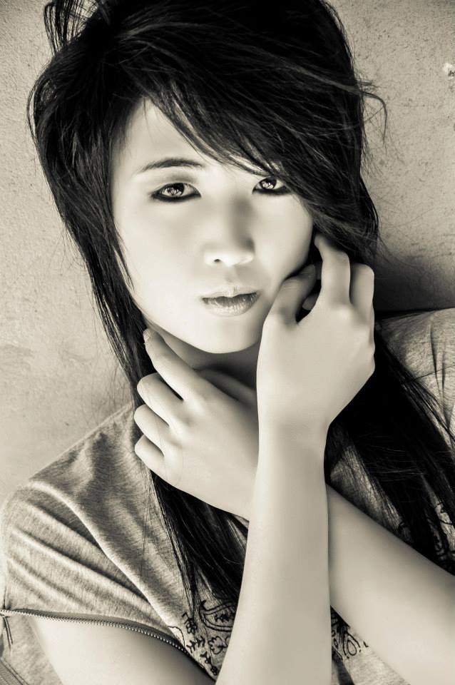 Female model photo shoot of Angel Zhou