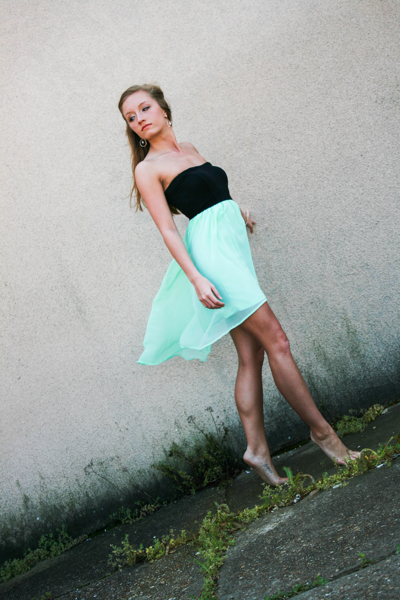 Female model photo shoot of Sarah Carag