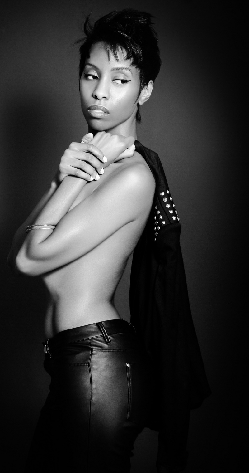 Female model photo shoot of Natashia Jentel