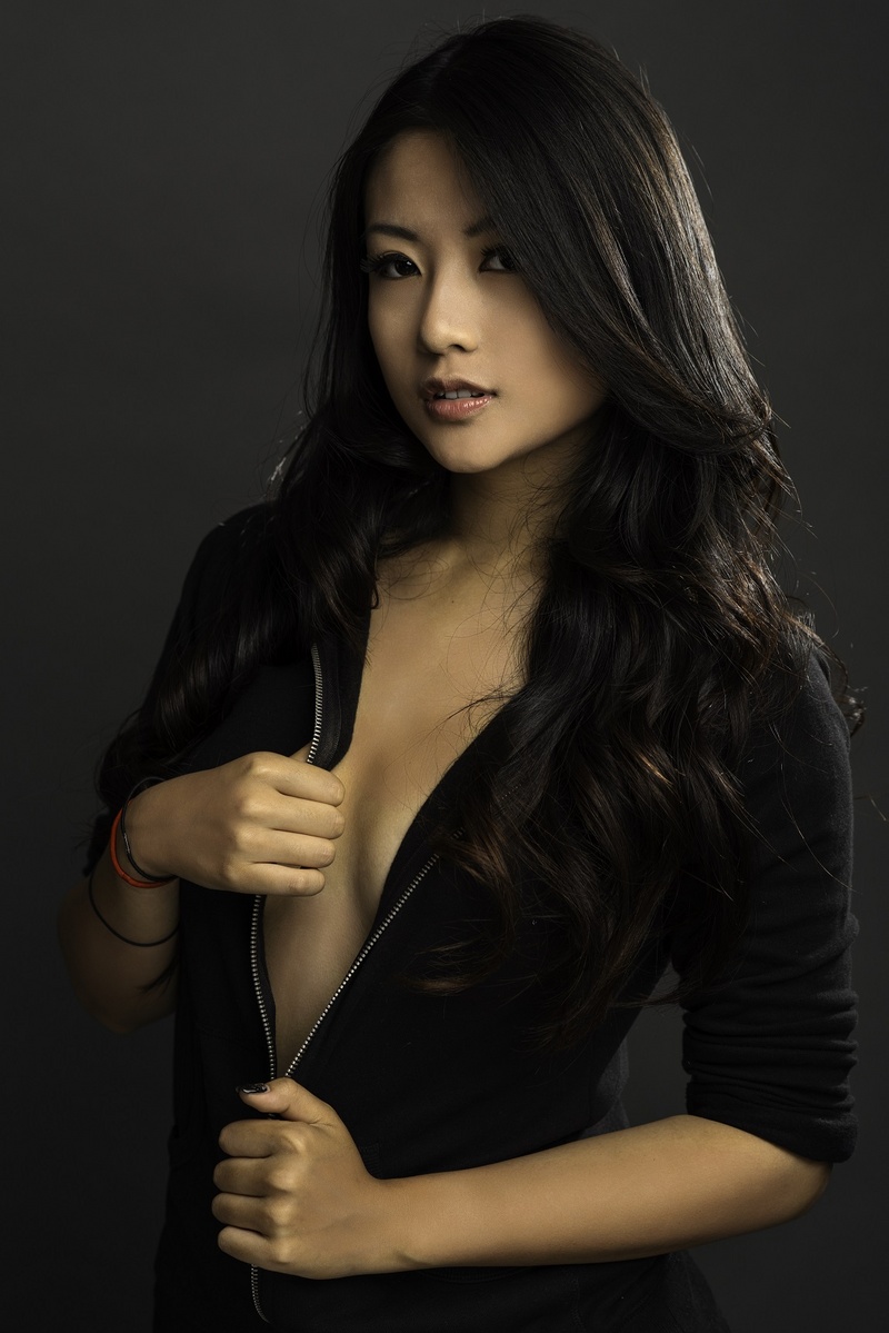 Female model photo shoot of Julia Mei