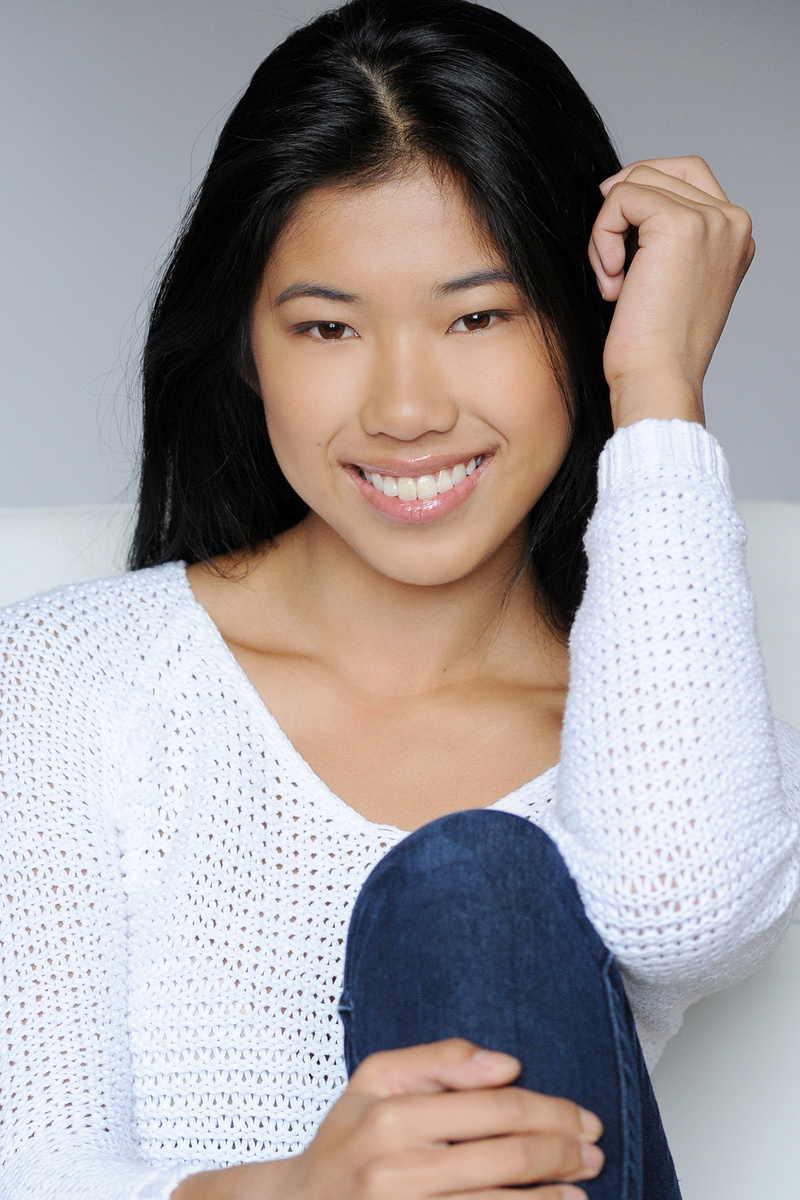Female model photo shoot of Nicole Tsang