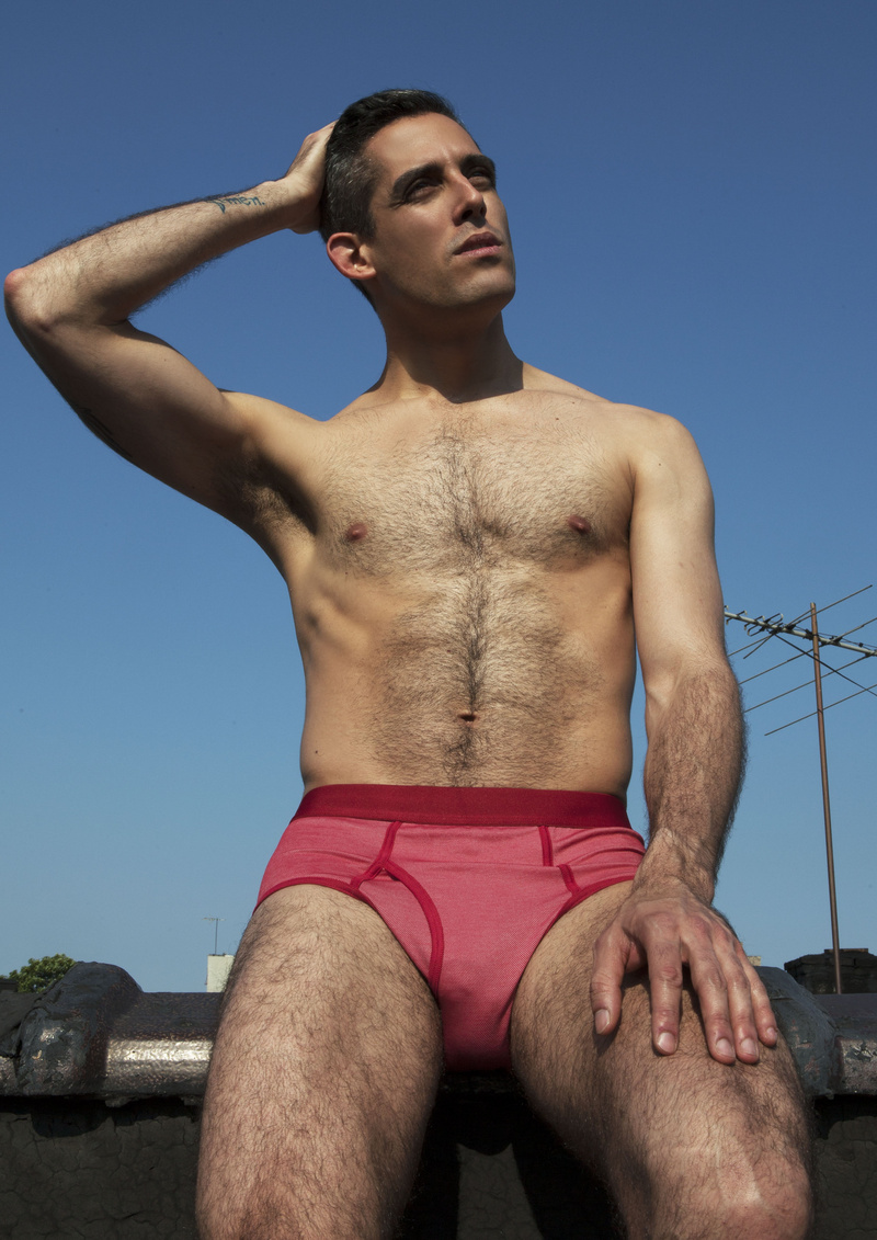 Male model photo shoot of Diego Alberto