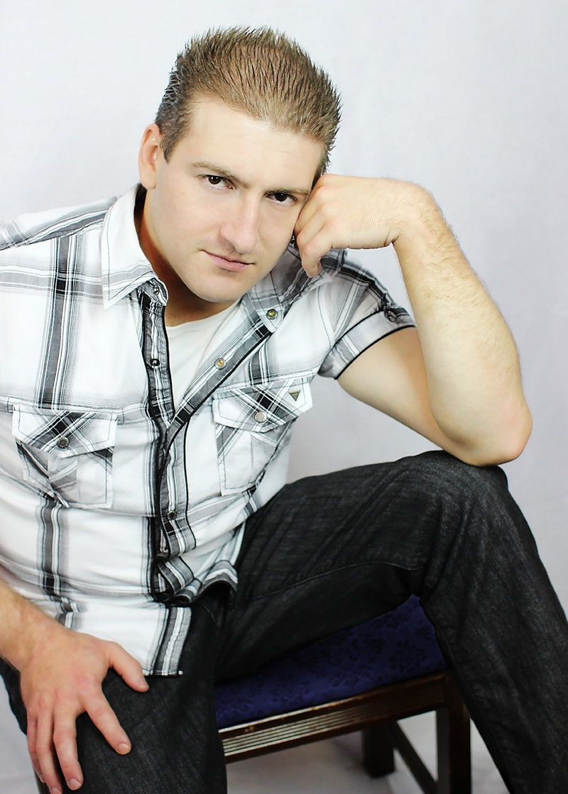 Male model photo shoot of Nick Olton in Stroudsburg PA