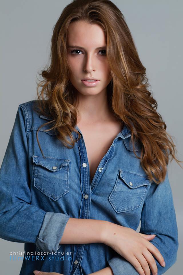 Female model photo shoot of Emily Rose Model