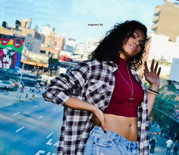 Female model photo shoot of AuraMichelle  by Anthony McNally  in (HighLine) Manhattan, NY