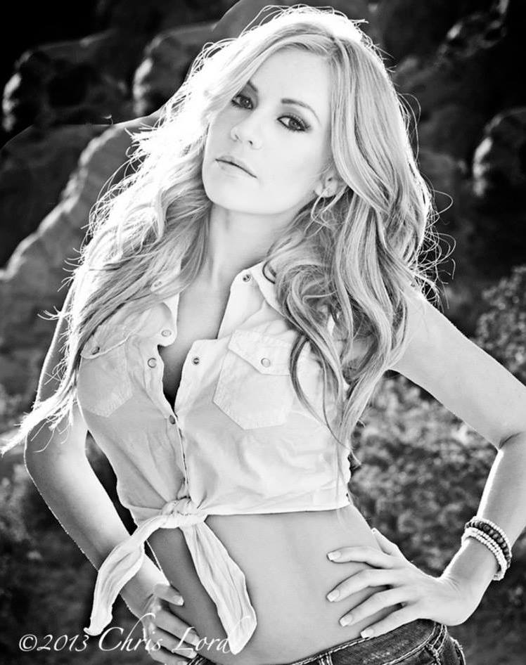 Female model photo shoot of Amy Nicole Moore