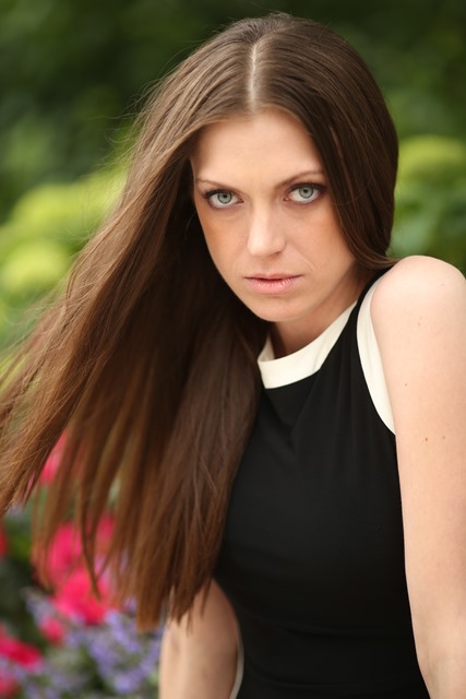 Female model photo shoot of Melinda Fowler