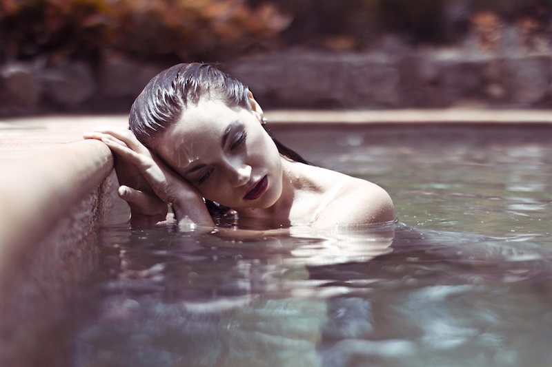 Female model photo shoot of Eliza Kinchington