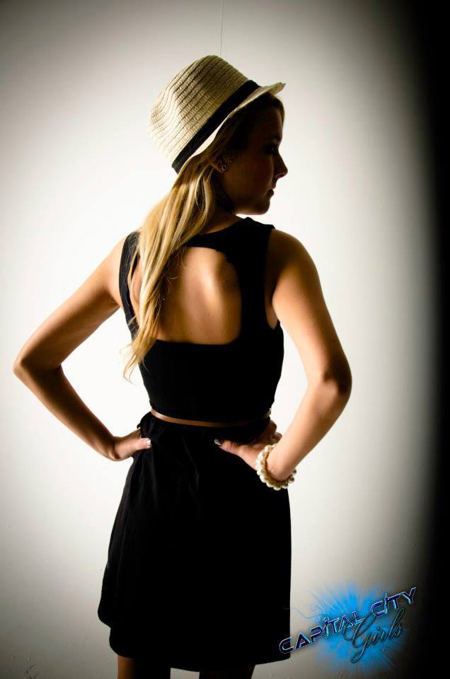 Female model photo shoot of Alyssa Capra