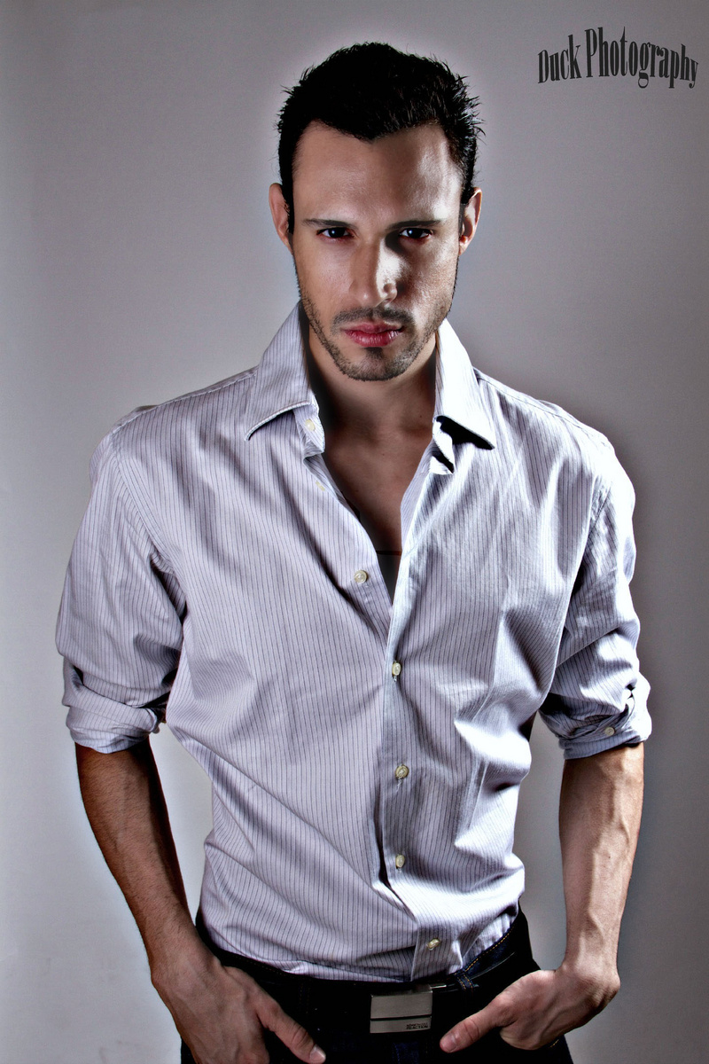 Male model photo shoot of Duckenson Castel