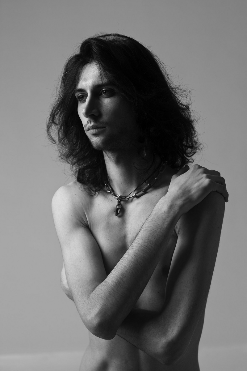 Male model photo shoot of Claudio \\ Johnny Doe
