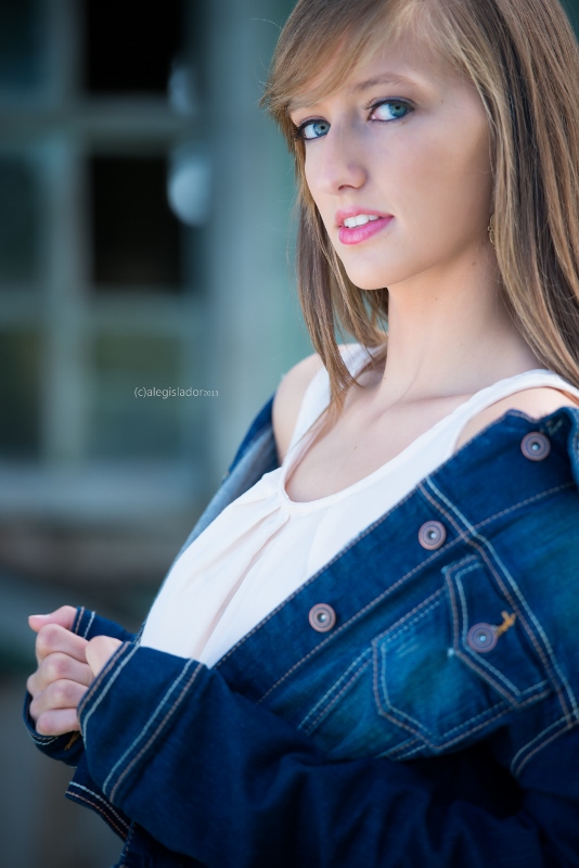 Female model photo shoot of Kelley Louise in Bellville, TX
