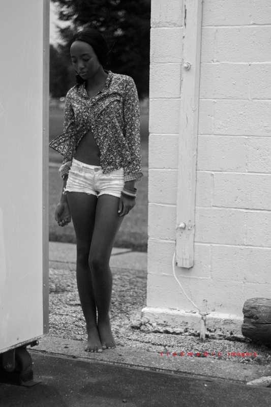 Female model photo shoot of Sanelisiwe  by tru3maGic