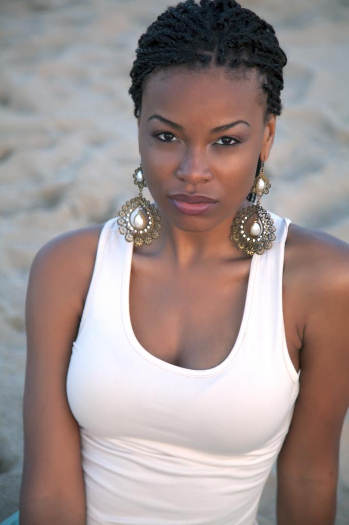 Female model photo shoot of Artesha  in Hermosa Beach