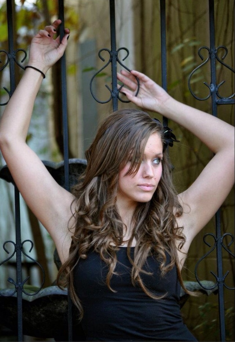 Female model photo shoot of Allison Ronny