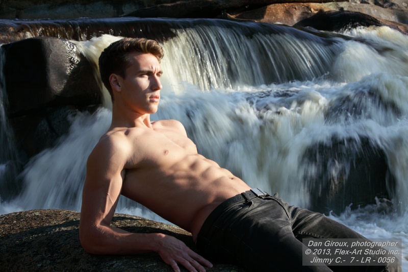 Male model photo shoot of Flex-Art Studio and Jimmy Mtl in Quebec, Canada