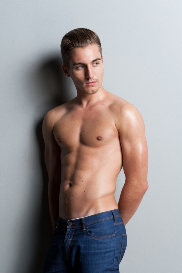 Male model photo shoot of Adam Bravo