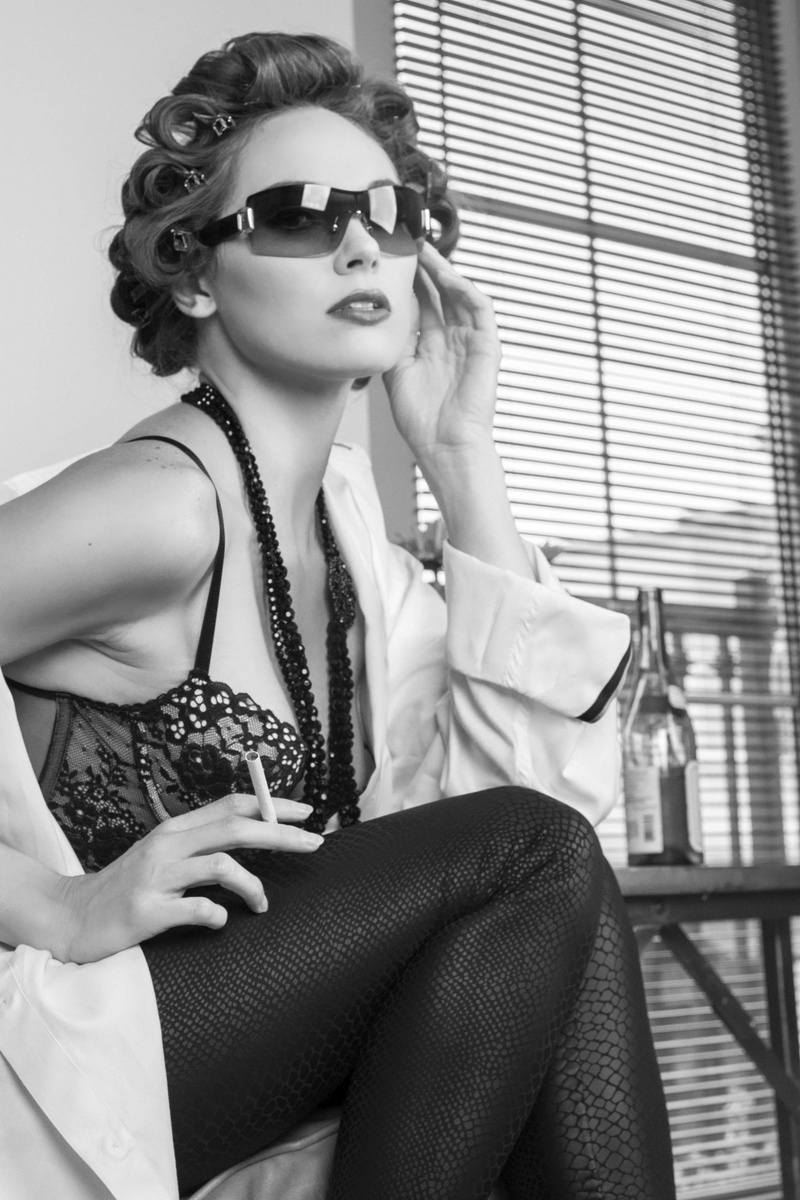 Female model photo shoot of Eleya Maureen by 121 photography, makeup by Jasmine Brock