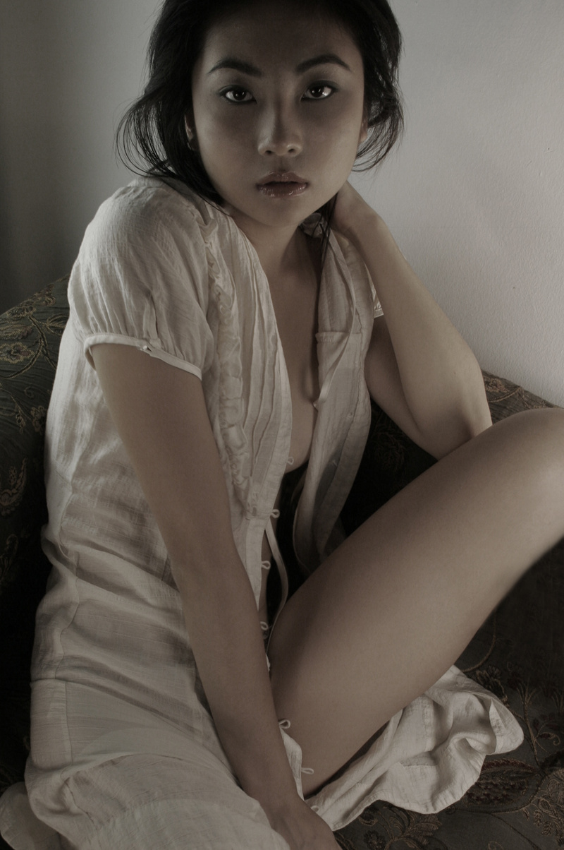 Female model photo shoot of Jenni11