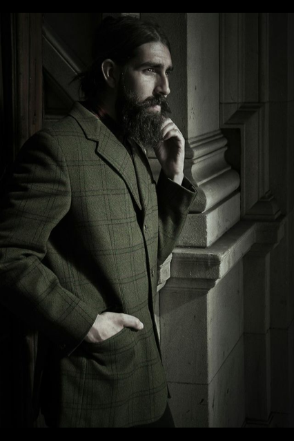 Male model photo shoot of Anthony Bogdan