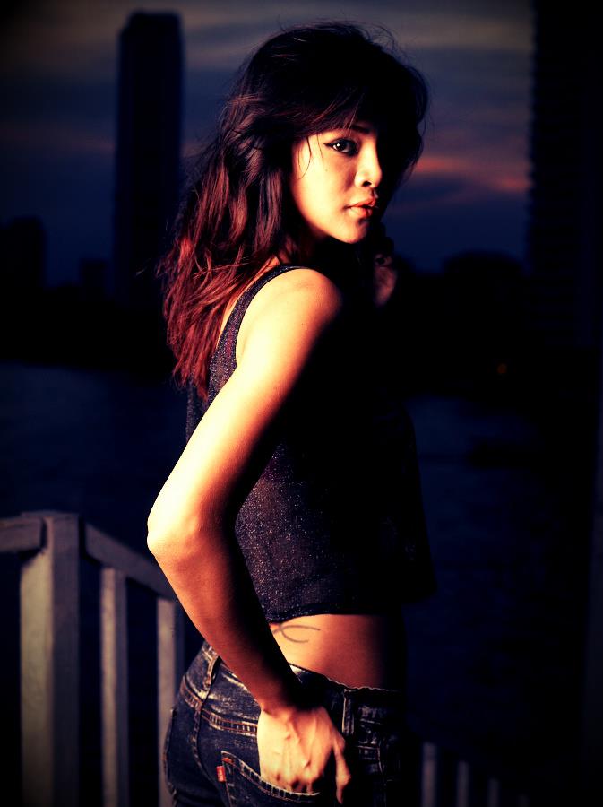 Female model photo shoot of Alisa Wong