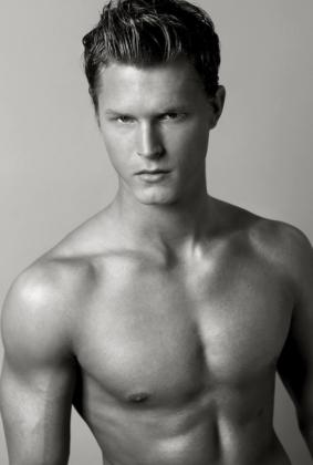 Male model photo shoot of Justin Lee Stokes
