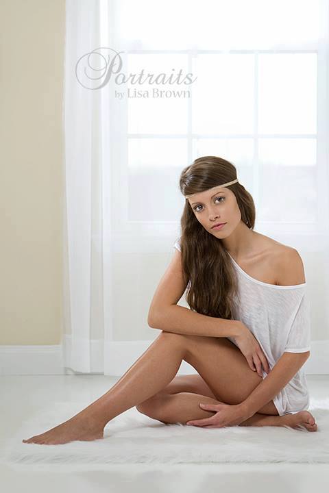 Female model photo shoot of Rachel Jones-Craine