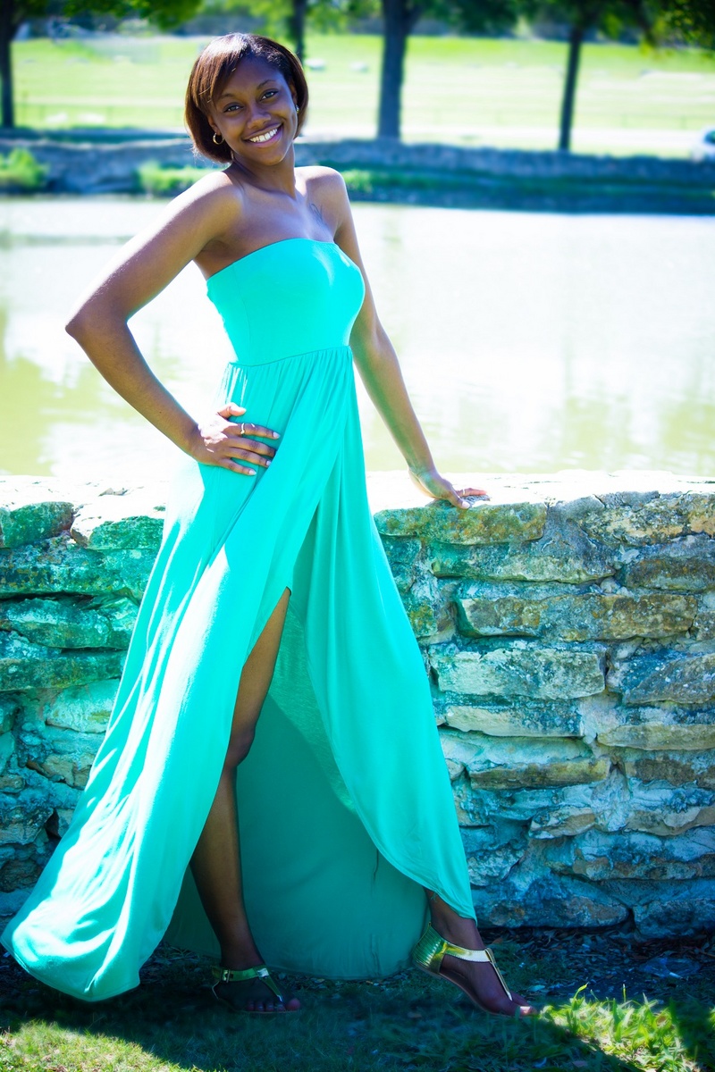 Female model photo shoot of Stephanyca R Hairston in Killeen,Tx