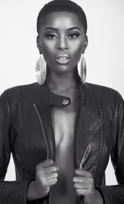 Female model photo shoot of Debi Afriyie in London