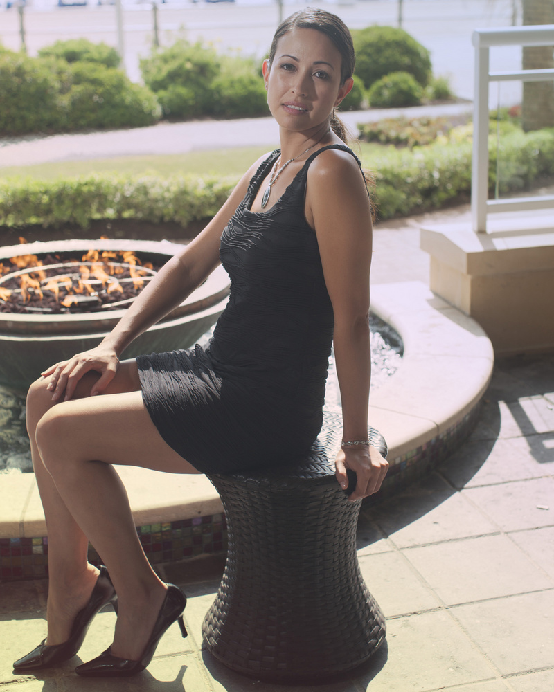 Female model photo shoot of Jinelle Calazara by Glenn Fajota