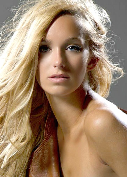Female model photo shoot of Madalyn Ingram in Nashville, TN